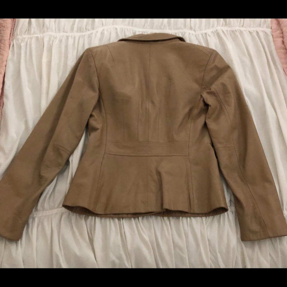 Leather jacket - Picture 2 of 4